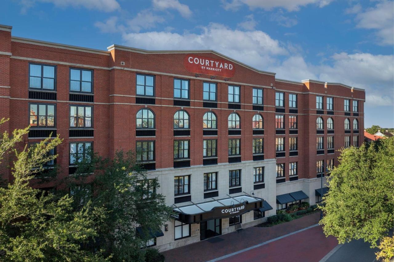 Courtyard By Marriott Savannah Downtown - Historic District Bagian luar foto
