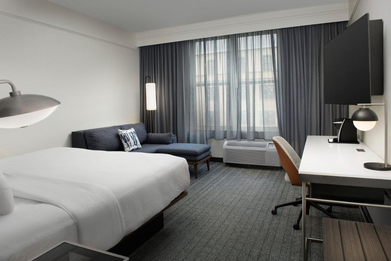 Courtyard By Marriott Savannah Downtown - Historic District Bagian luar foto