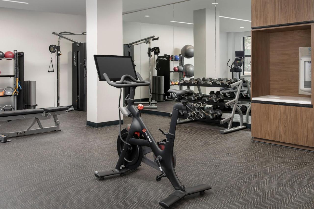 Courtyard By Marriott Savannah Downtown - Historic District Bagian luar foto